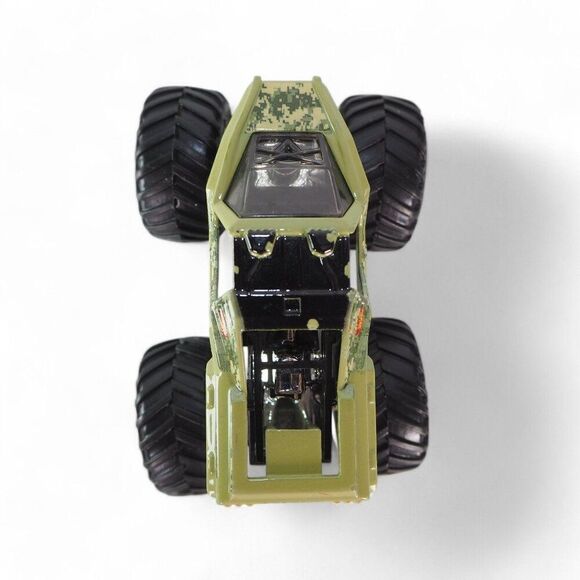 Hot Wheels Soldier Fortune Monster Truck Die Cast 1:64 Truck Pre-Owned - Picture 5 of 8